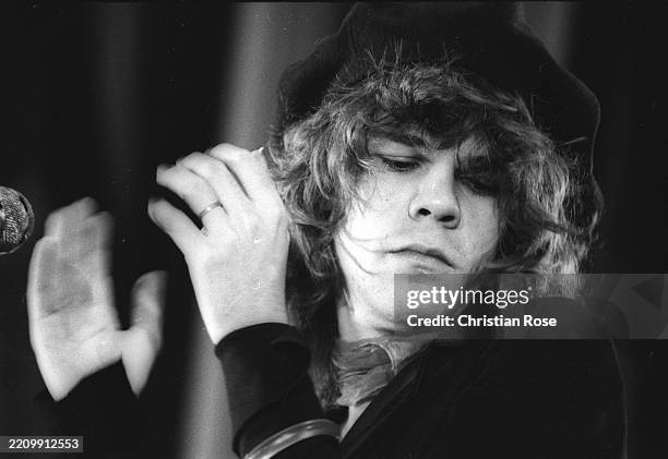 David Johansen , American singer, during a concert of the New York Dolls. Paris, December 3rd, 1973.