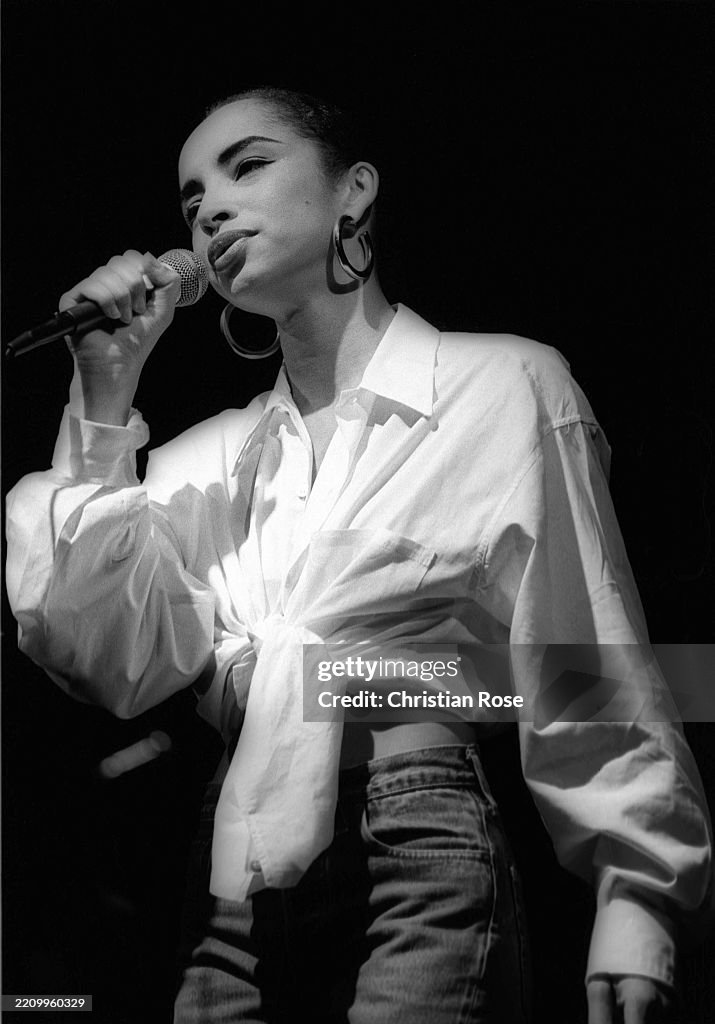 Sade Adu