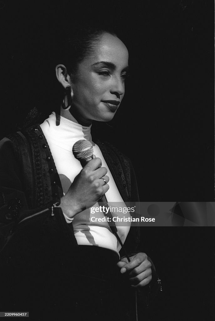 Sade Adu