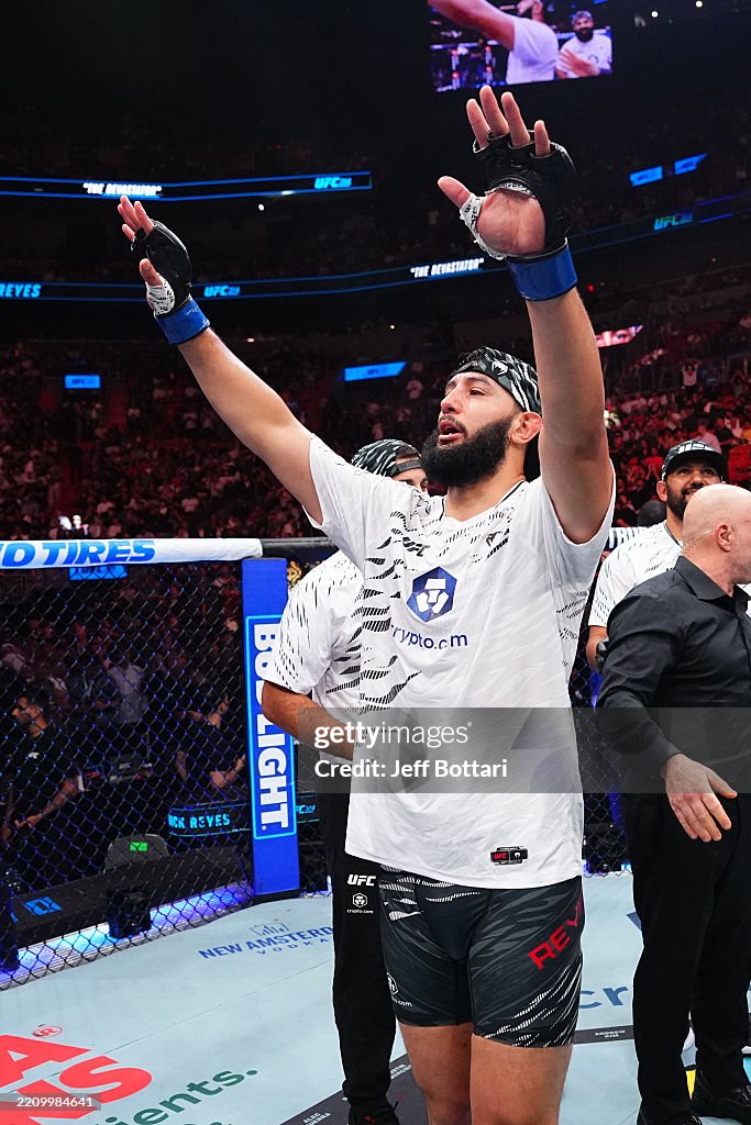 V Reyes Dominick Reyes reacts after a knockout victory against Nikita Krylov ...