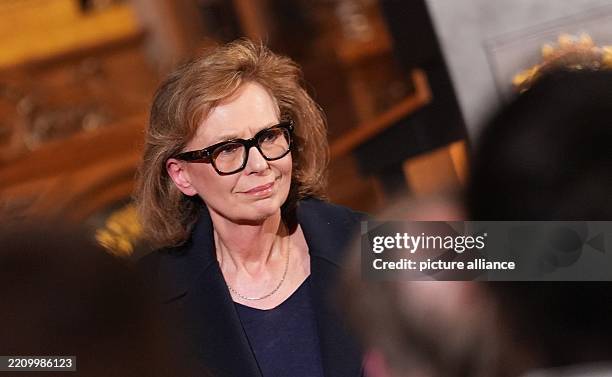 April 2025, Hamburg: Dragana Seifert, senior physician at the "Childhood-Haus Hamburg" competence center for child protection at the UKE, stands in...