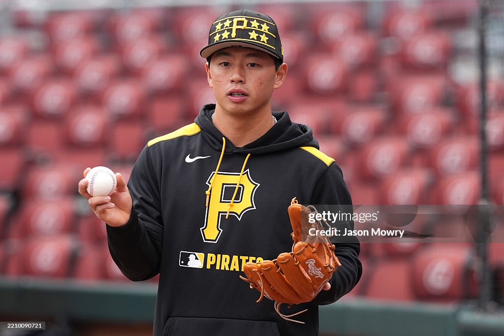 Pittsburgh Pirates v Cincinnati Reds