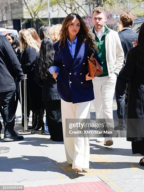 Eliza Ralph 43 Eliza Gonzalez Photos & High Res Pictures - Getty Images
