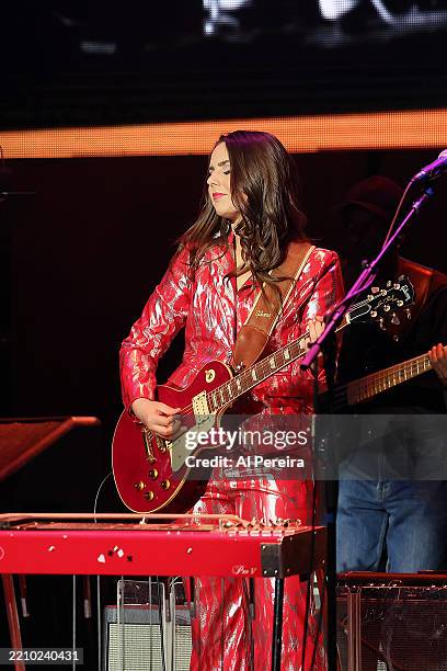 April Venable 88 Ally Venable Photos & High Res Pictures - Getty Images