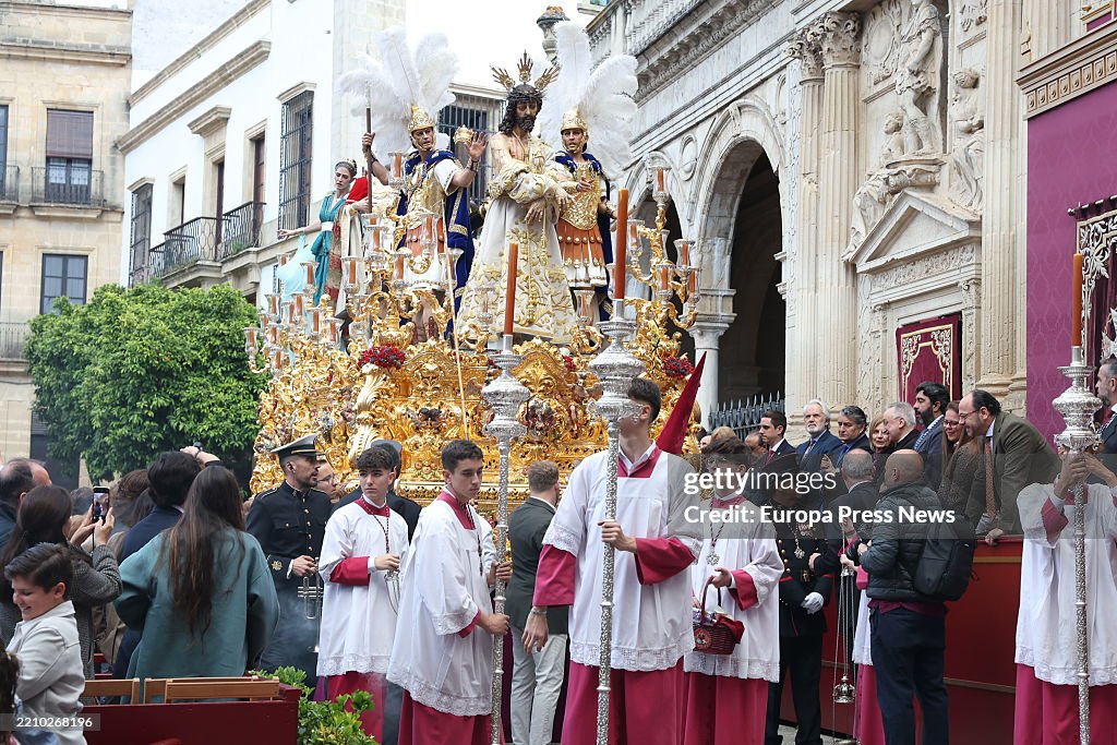 Antonio Sanz Goes To The Presidential Box To Watch The Easter Monday Processions In Jerez (cadiz).