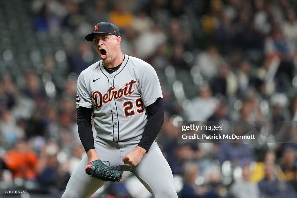 Detroit Tigers v Milwaukee Brewers