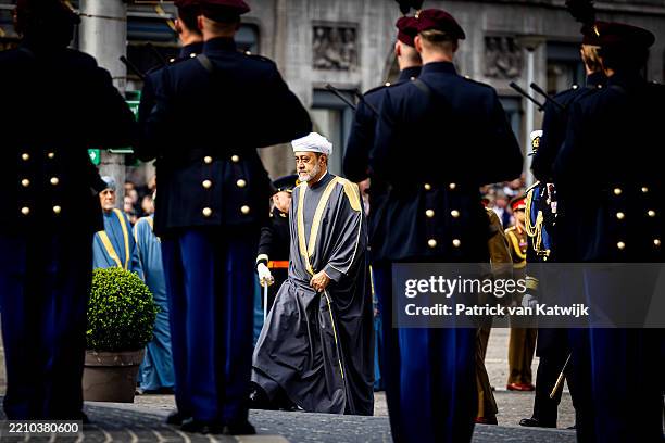 Sultan Haitham bin Tarik lay down a wreath at the national monument during his state visit from Oman on April 15, 2025 in Amsterdam, Netherlands.