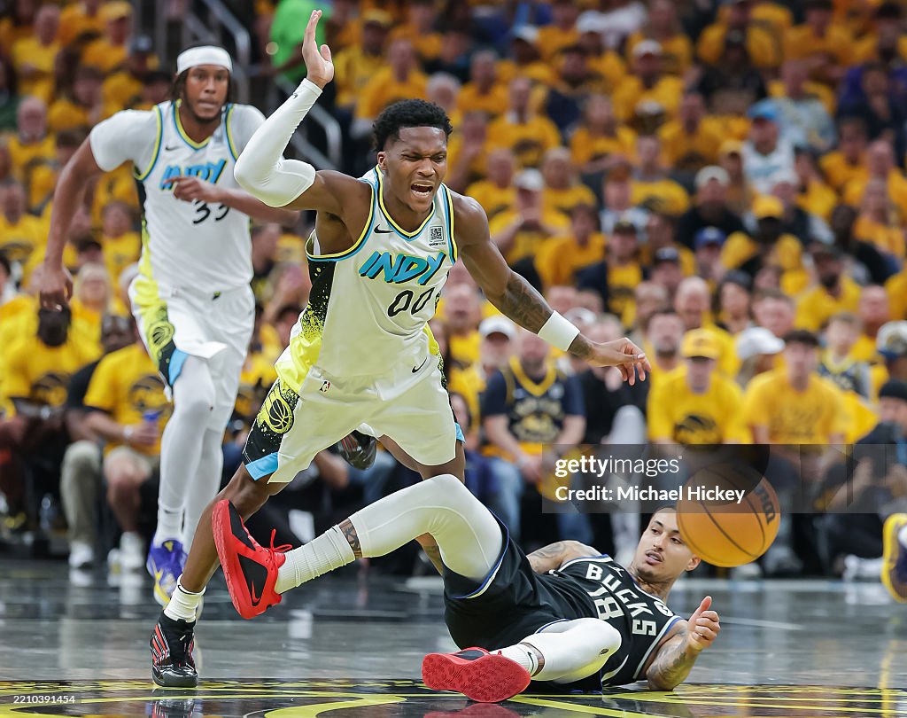 Milwaukee Bucks v Indiana Pacers - Game One