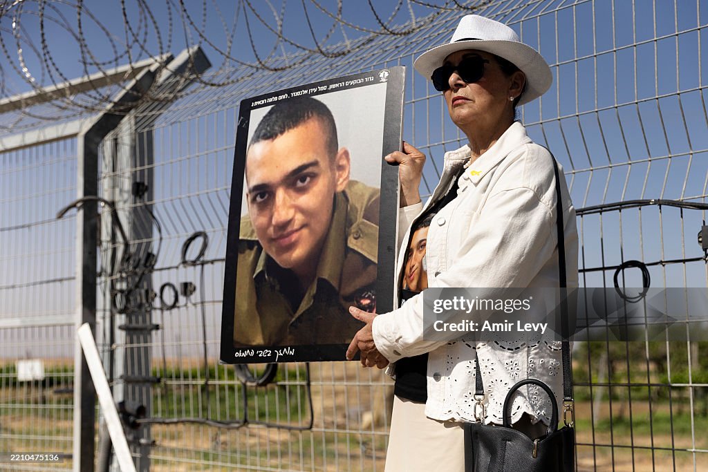 Families Of Israeli Hostages Demonstrate At Gaza Border