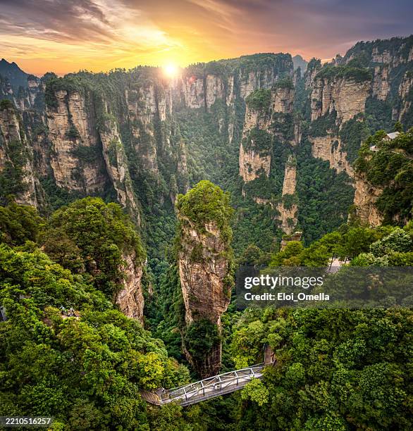868 Rock Formations In Zhang Jia Jie National Park Stock Photos