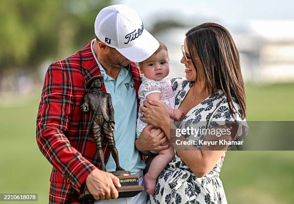 Molly Philbin Rbc Justin Thomas, his wife Jillian Wisniewski and their daughter Molly ...