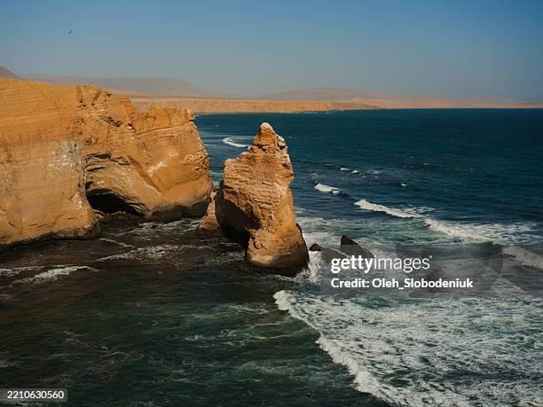 scenic view of paracas nature reserve in peru - paracas ica stock pictures, royalty-free photos & images
