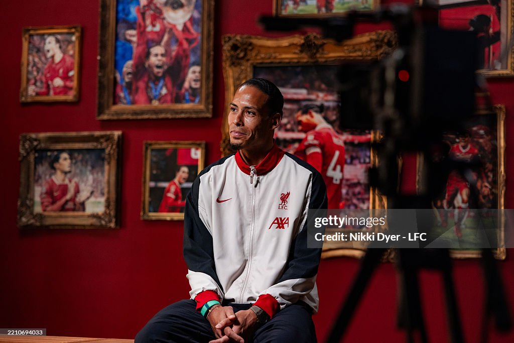 Virgil Van Dijk Signs A New Contract At Liverpool