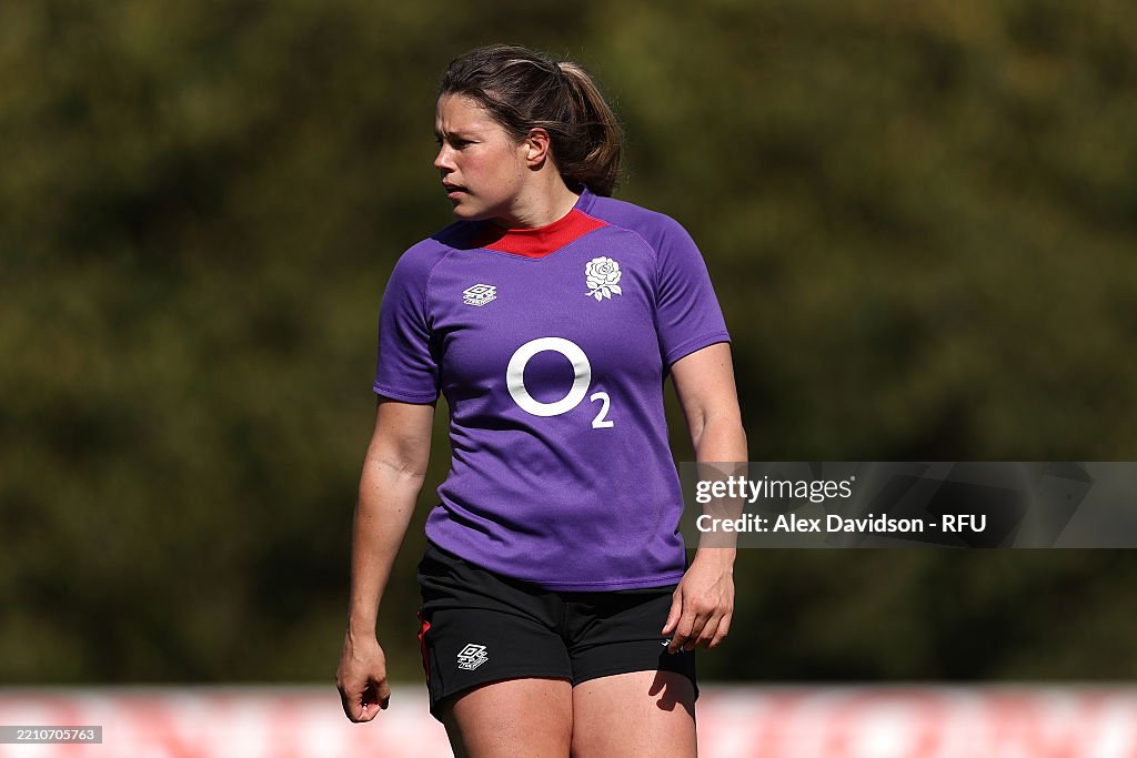 Red Roses Jess Jess Breach of England during the England Red Roses training session ...