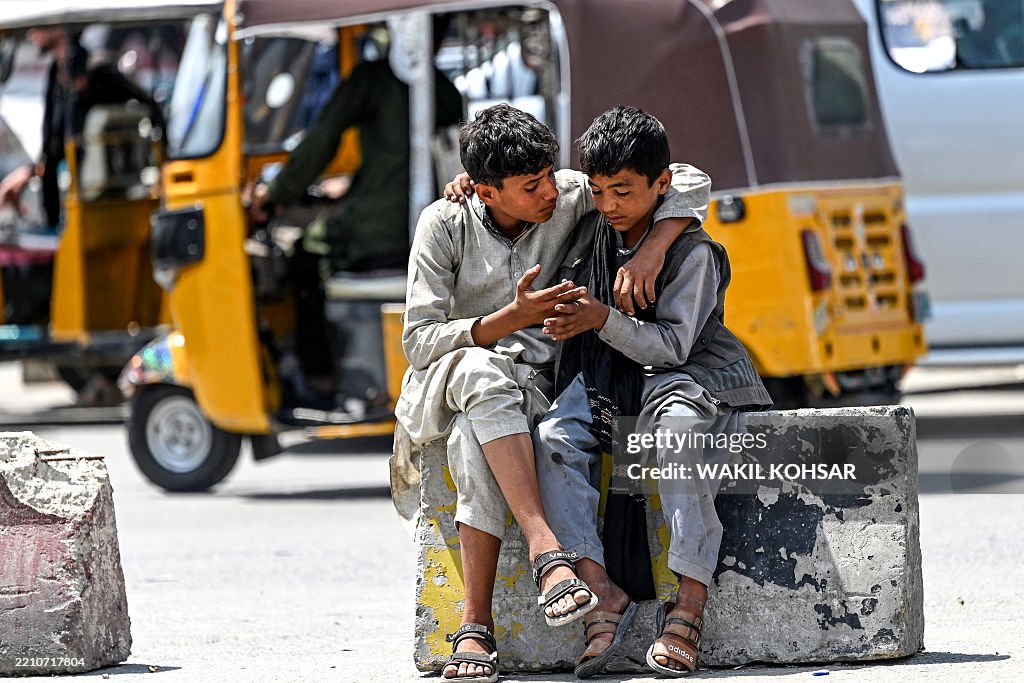 AFGHANISTAN-LIFESTYLE-CHILDREN