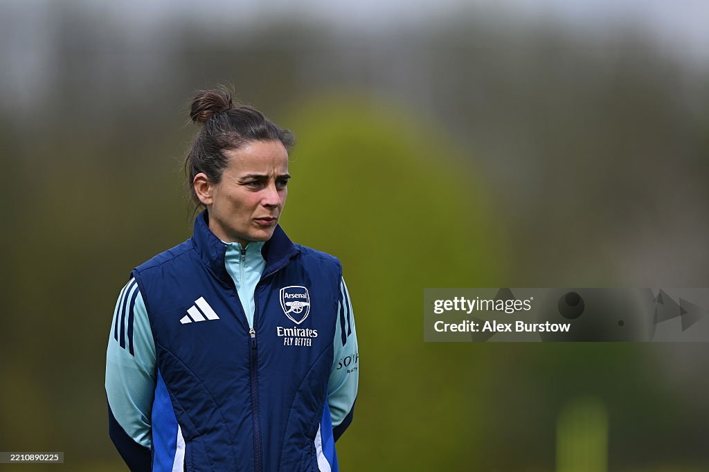 Arsenal Women Training Session and Press Conference
