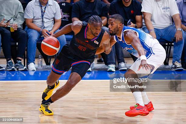 Ian Clark during the match between the Cangrejeros de Santurce and the Vaqueros de Bayamon, as part of the Baloncesto Superior Nacional , at the...