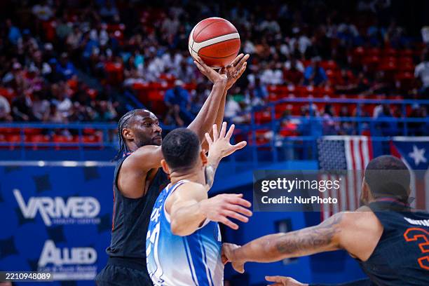 Ian Clark during the match between the Cangrejeros de Santurce and the Vaqueros de Bayamon, as part of the Baloncesto Superior Nacional , at the...