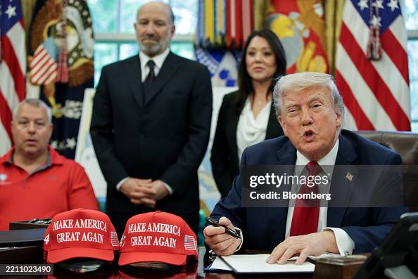 Trump To Sign Executive Order To Bolster AI Education, Workforce Trump To Sign Executive Order To Bolster AI Education, Workforce