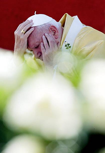 Pope John Paul II prays during a mass for the canonization of Pedro De San Jose de Betancourt, a 17th-century Spanish missionary who dedicated his...