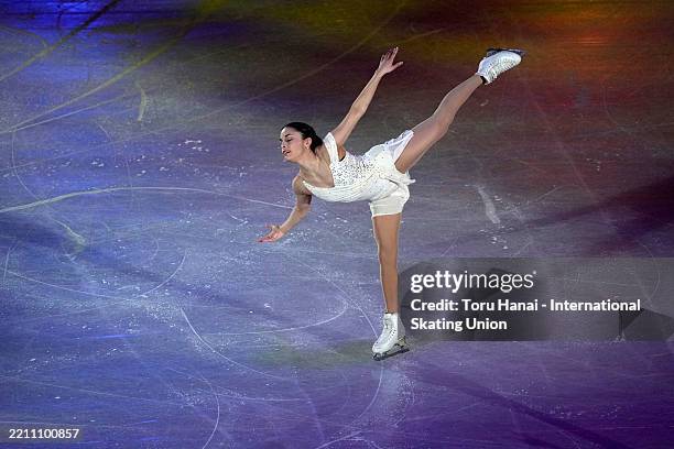 Madeline Schizas of Canada performs at the gala exhibition during the ISU World Team Trophy at Tokyo Metropolitan Gymnasium on April 20, 2025 in...