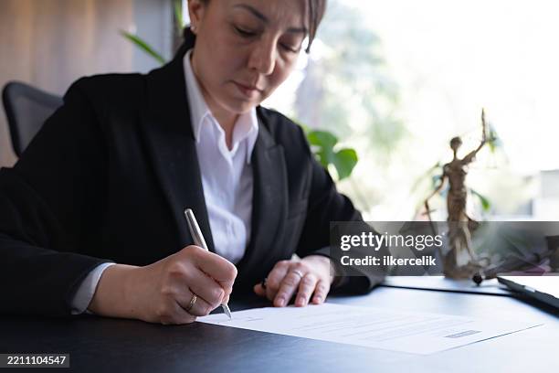 legal advisor - notary stock pictures, royalty-free photos & images