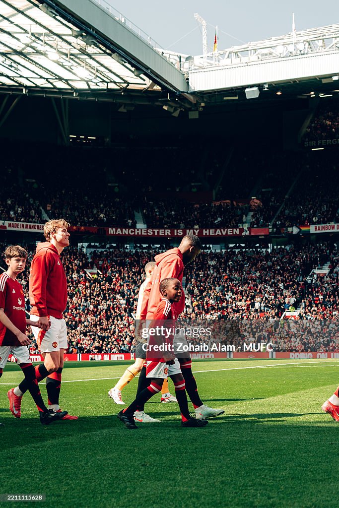 Manchester United FC v Wolverhampton Wanderers FC - Premier League