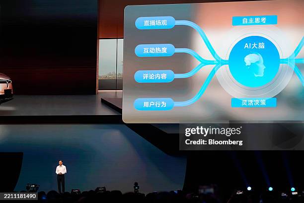 Robin Li Signare 898 Baidu Robin Li Stock Photos, High-Res Pictures, and Images - Getty ...
