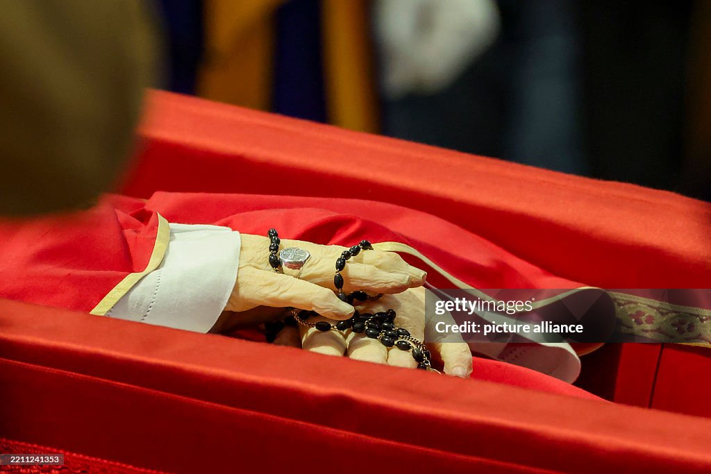 Pope Francis died - Vatican