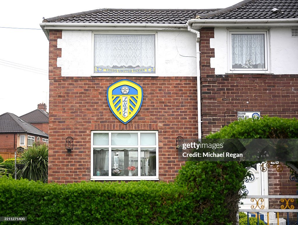 Leeds United FC v Stoke City FC - Sky Bet Championship