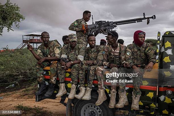 Soldiers from the Somali National Army are seen in Hiilweyne training institute, a military base north of Mogadishu, on April 21, 2025 in Mogadishu,...