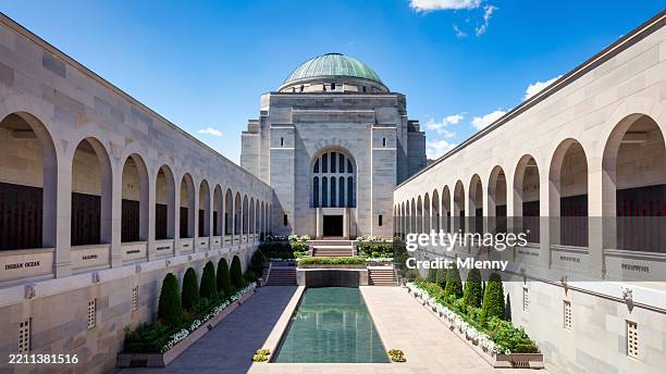 australisches kriegsdenkmal architektur awm campbell canberra australien - canberra stock-fotos und bilder