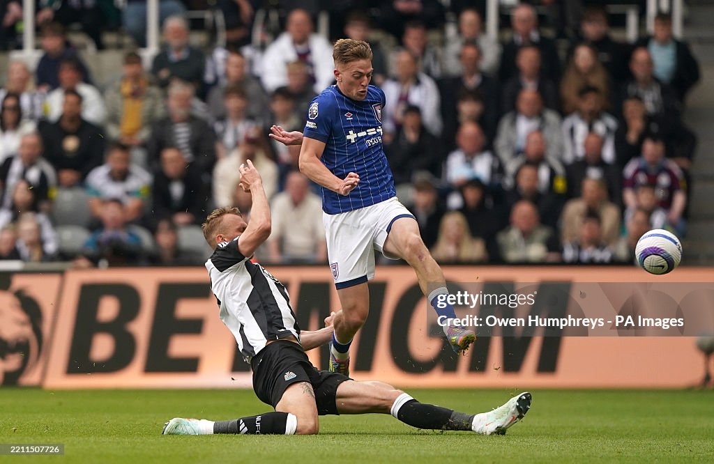 Newcastle United v Ipswich Town - Premier League - St James' Park