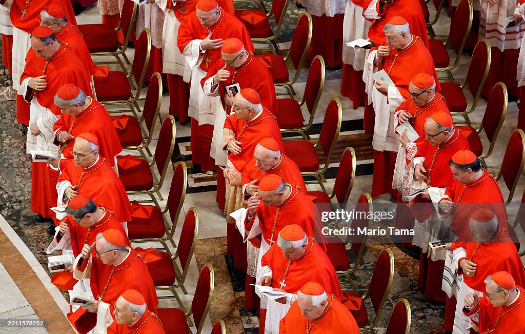The Body Of Pope Francis Is Transferred To The Basilica St Peter To Lie In State