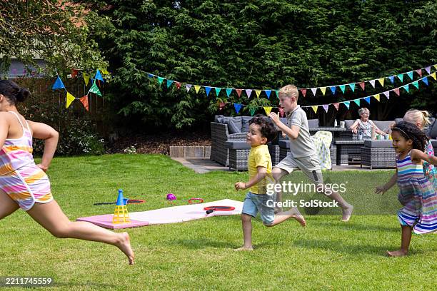 ready, set, go - garden bunting stock pictures, royalty-free photos & images