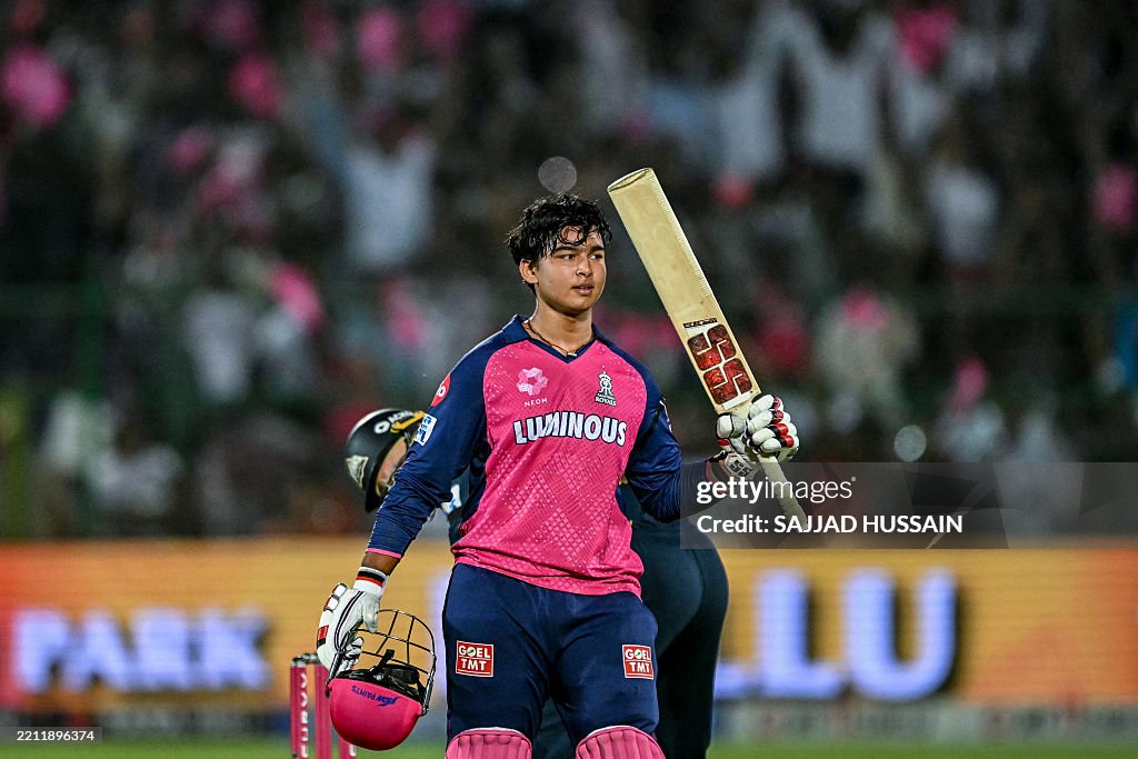 TOPSHOT-CRICKET-IND-IPL-T20-RAJASTHAN-GUJARAT