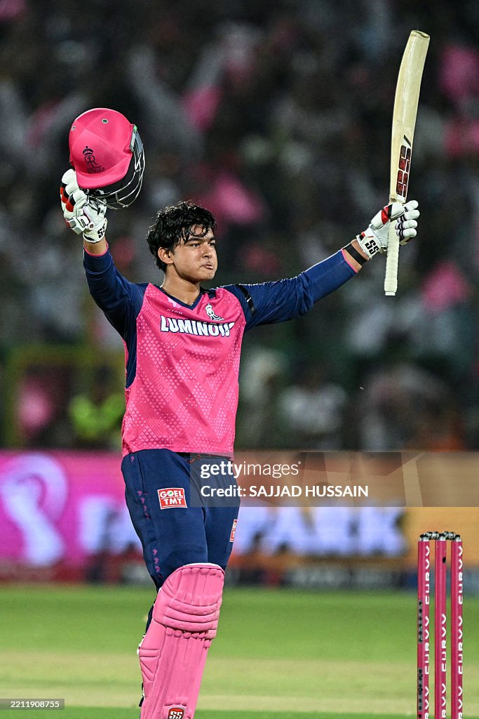 CRICKET-IND-IPL-T20-RAJASTHAN-GUJARAT