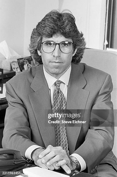 Larry Strutton 726,789 Male Executive Office Stock Photos, High-Res Pictures, and ...