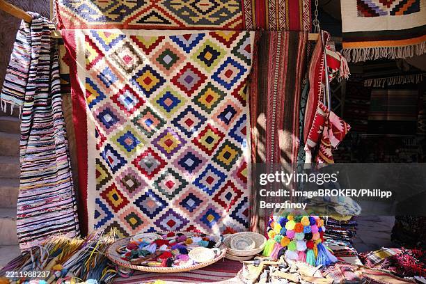 Arabin Rug 188 Arabian Rugs Stock Photos, High-Res Pictures, and Images - Getty Images