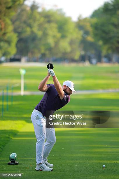 Tyrrell Hatton of Legion XIII plays his shot from the 9th tee on day one of LIV Golf Mexico City at Club de Golf Chapultepec on April 25, 2025 in...