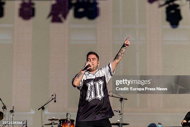 The singer Beret performs during the third edition of the Feast of the Resurrection, at the Plaza Cibeles in Madrid, on 26 April, 2025 in Madrid,...