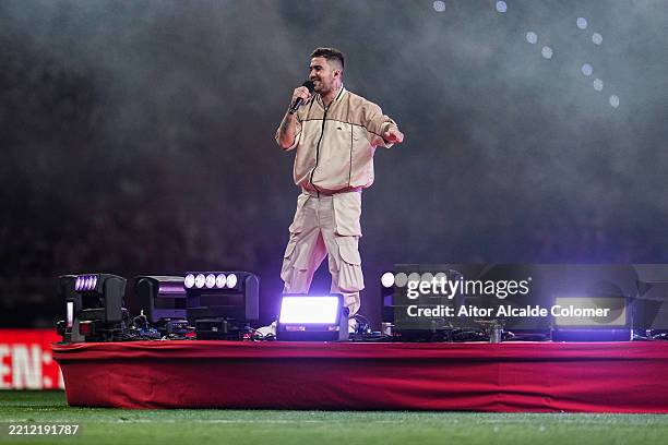 The singer Beret performs during the LaLiga match between Atletico de Madrid and Rayo Vallecano at Riyadh Air Metropolitano on April 24, 2025 in...