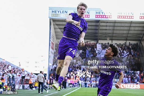 Anderlecht's Belgian midfielder Nathan De Cat celebrates after scoring a goal during the Belgian Pro League Champions' Play-off match between Royal...