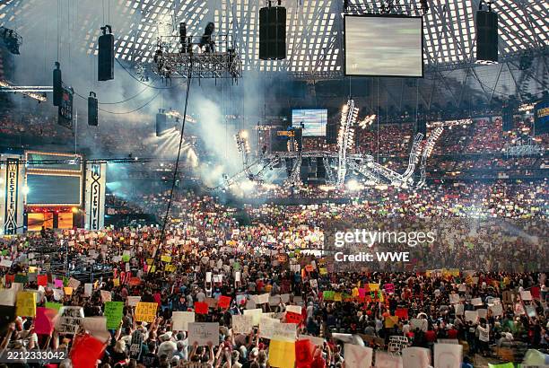 Wm17 45 Wrestlemania 17 Stock Photos, High-Res Pictures, and Images - Getty ...