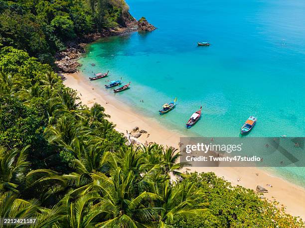 aerial view of banana beach in phuket - phuket photos et images de collection