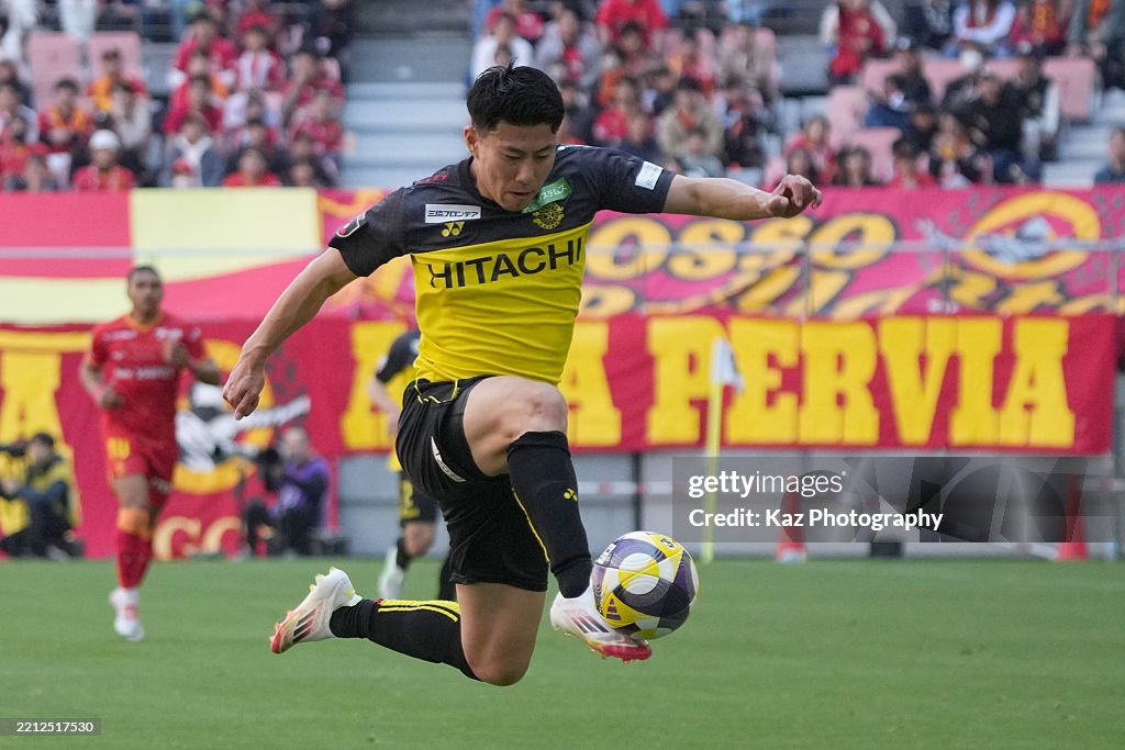 Nagoya Grampus v Kashiwa Reysol - J.LEAGUE MEIJI YASUDA J1