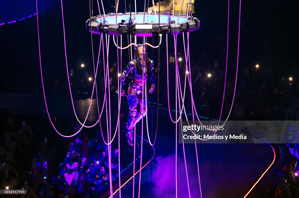 Katy Perry: The Lifetimes Tour In Monterrey
