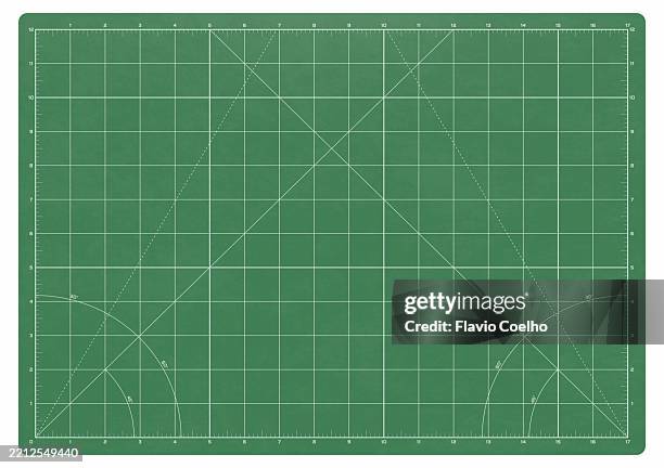 green cutting mat background - esterilla para cortar fotografías e imágenes de stock
