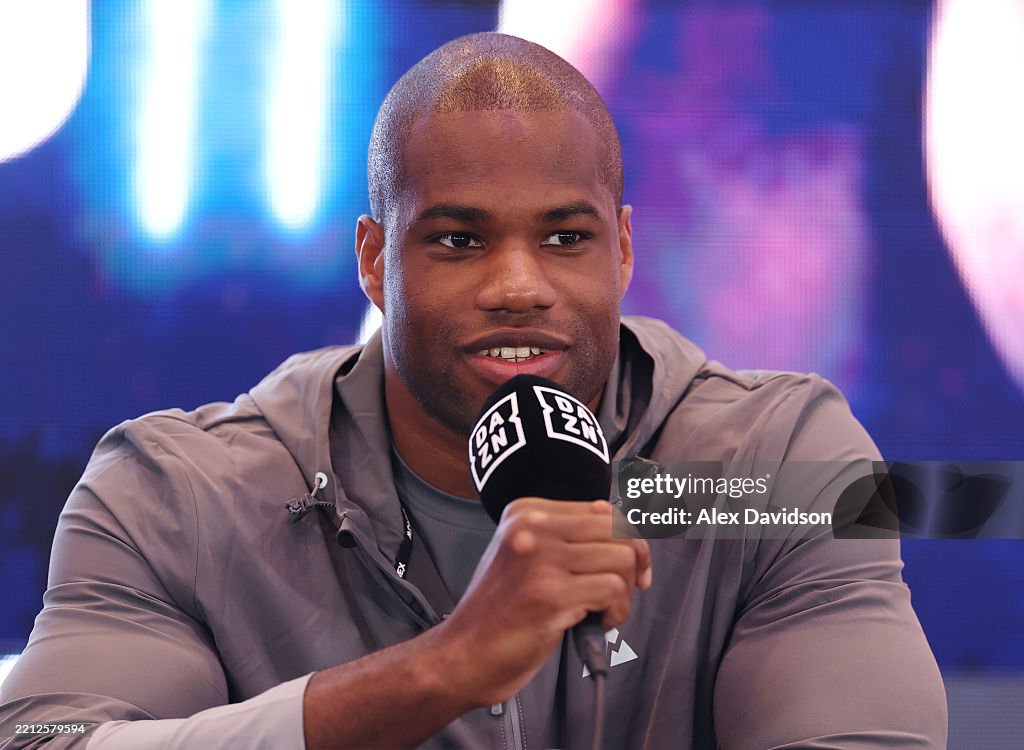 Usyk v Dubois II Press Conference