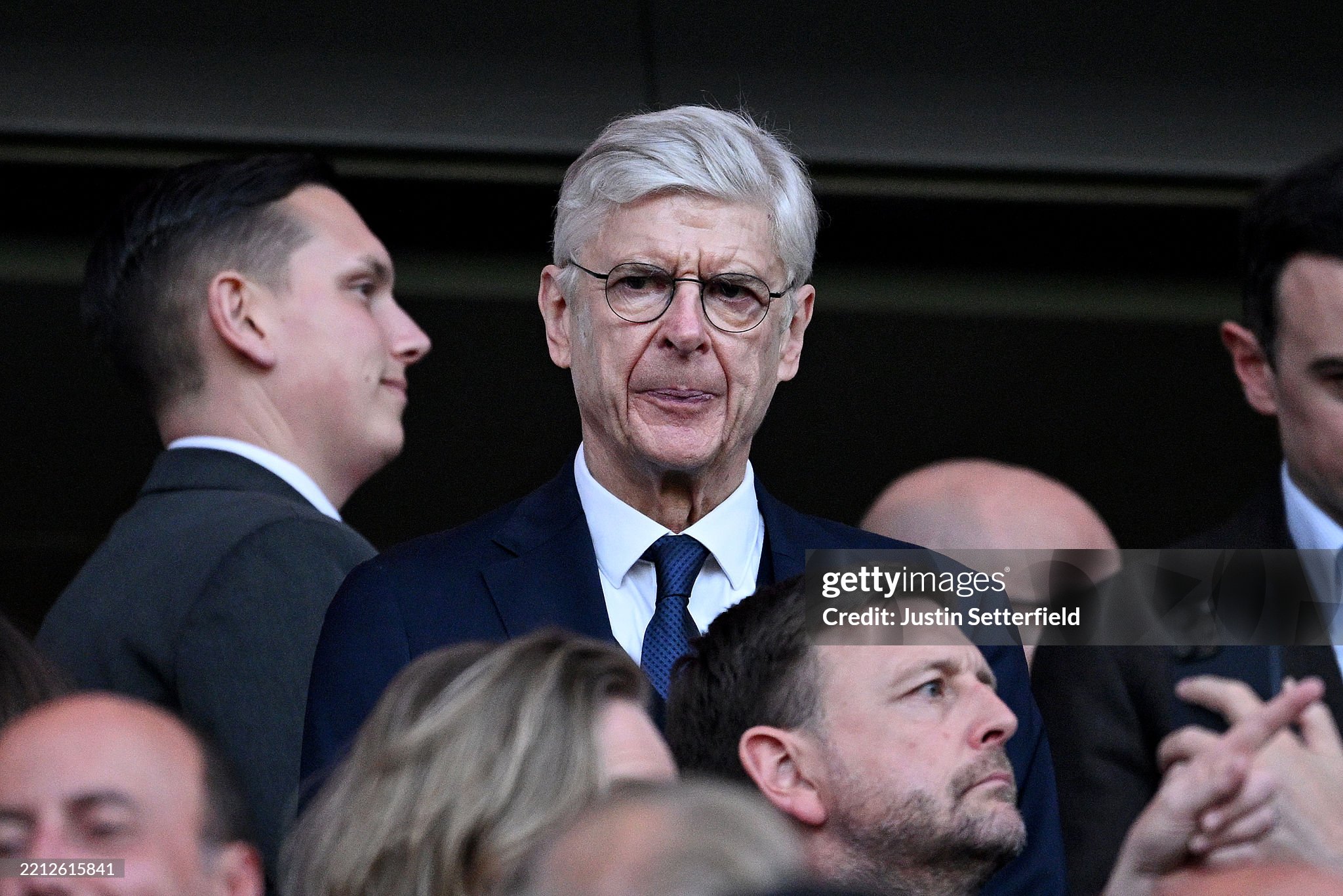 Wenger disagrees with Champions League participation for struggling English side